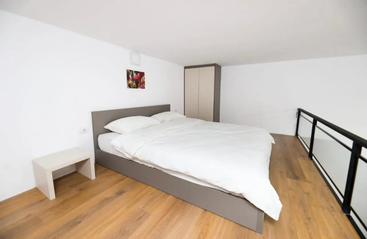 Appartement Vefi'S Lofts à Vlorë 0*,  Albanie