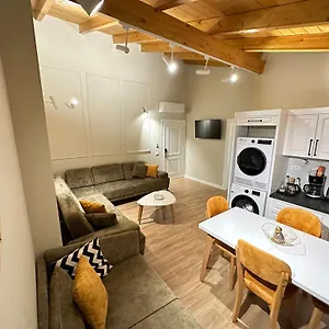Apart-hotel Arial Penthouse, Vlorë